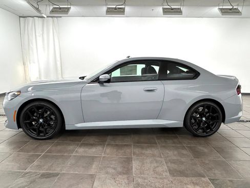Used 2025 BMW 230i xDrive Coupe w/ M Sport Package AWD/4WD image 2
