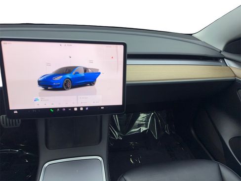 Used 2023 Tesla Model 3 Performance image 54