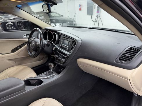 Used 2015 Kia Optima EX w/ EX Premium Package image 18