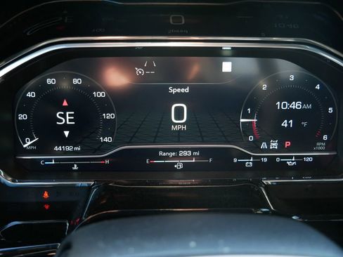 Used 2022 GMC Sierra 1500 SLT w/ SLT Convenience Package image 27