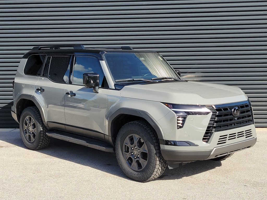 Used 2024 Lexus GX 550 AWD/4WD image 9
