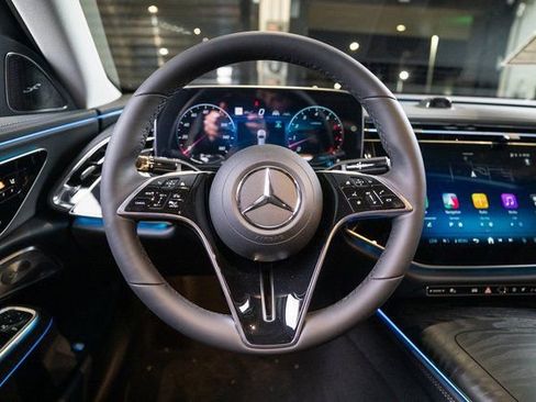 New 2026 Mercedes-Benz E 450 4MATIC Sedan image 14