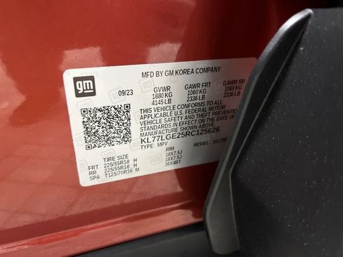 Used 2024 Chevrolet Trax RS w/ Driver Confidence Package image 33