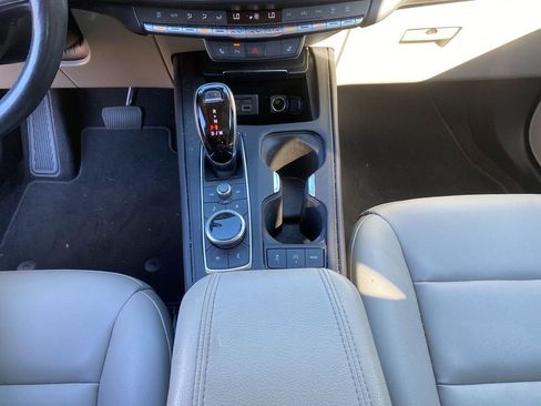 Used 2021 Cadillac XT4 Luxury w/ Cold Weather Package image 22