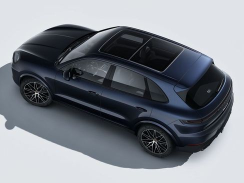 Certified 2026 Porsche Cayenne S AWD/4WD image 4