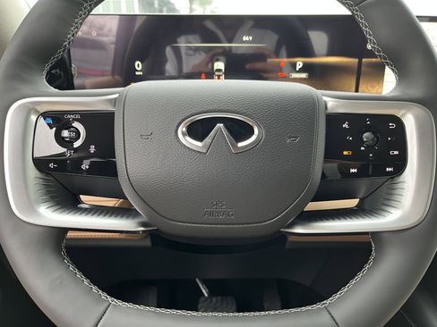 Used 2026 INFINITI QX80 Luxe w/ Cargo Package AWD/4WD image 23