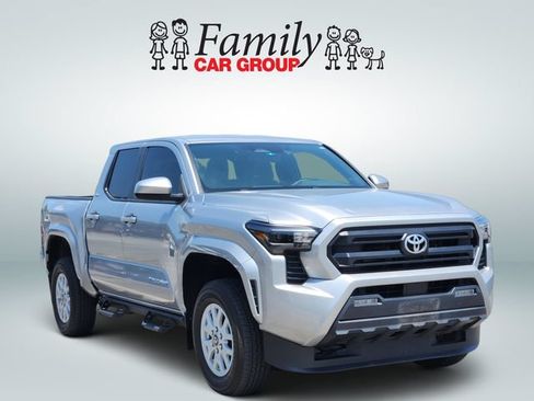 Certified 2024 Toyota Tacoma SR5 RWD image 2
