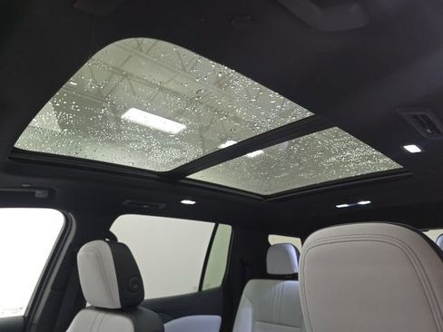 New 2026 Chevrolet Traverse High Country AWD/4WD image 21