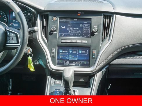 Used 2025 Subaru Outback AWD/4WD image 15