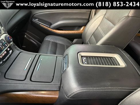 Used 2020 GMC Yukon Denali w/ Denali Ultimate Package image 32