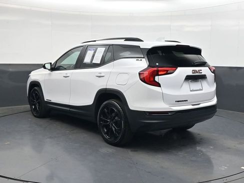 Used 2021 GMC Terrain SLE w/ Elevation Edition image 6