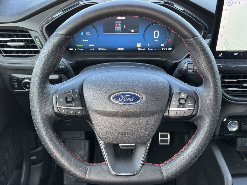 Used 2023 Ford Escape ST-Line Elite AWD/4WD image 10