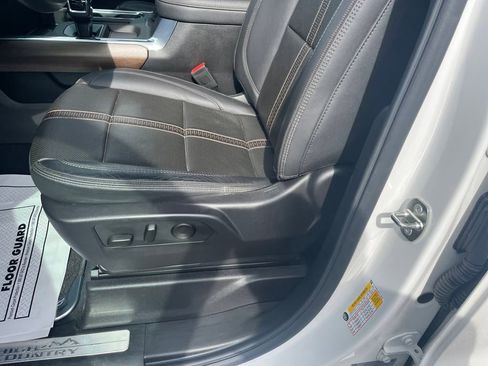 Used 2024 Chevrolet Silverado 1500 High Country w/ Technology Package image 19