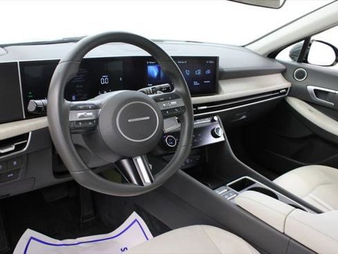 Used 2025 Hyundai Sonata SEL FWD image 15