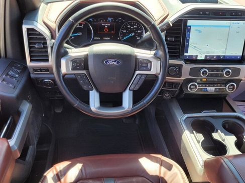 Used 2022 Ford F350 Platinum image 7