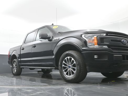 Used 2020 Ford F150 XLT w/ Equipment Group 302A Luxury AWD/4WD image 41