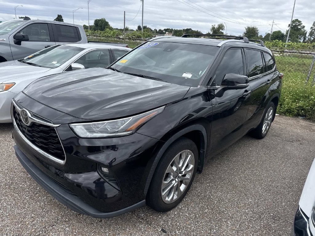 Used 2020 Toyota Highlander Limited FWD image 6