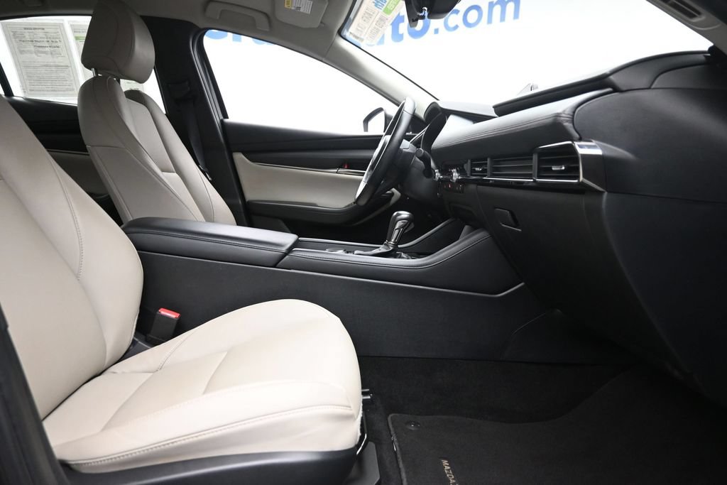 Used 2025 MAZDA MAZDA3 s FWD image 9