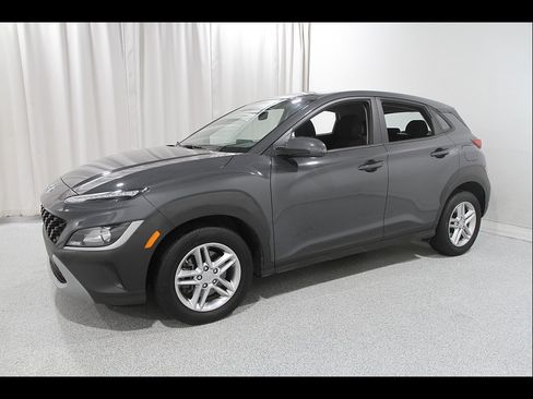 Certified 2023 Hyundai Kona SE AWD/4WD image 3