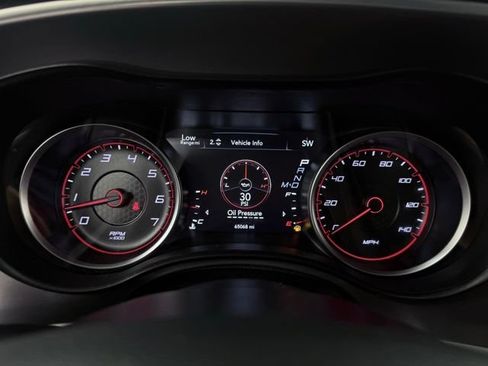 Used 2022 Dodge Charger SXT RWD image 23