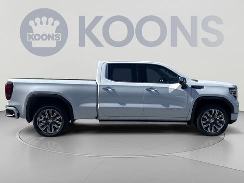 New 2026 GMC Sierra 1500 Denali w/ Denali Reserve Package AWD/4WD image 7