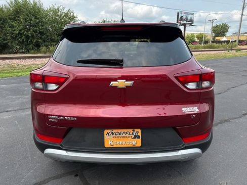 Used 2025 Chevrolet TrailBlazer LT AWD/4WD image 4