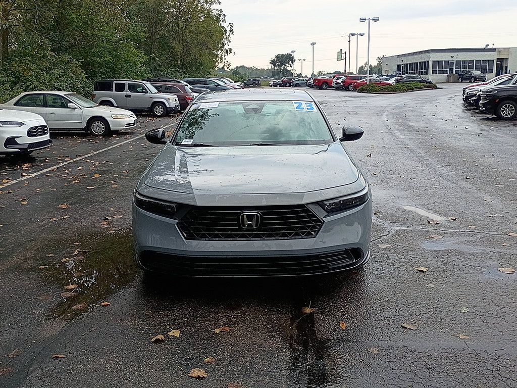 Used 2023 Honda Accord Sport image 8