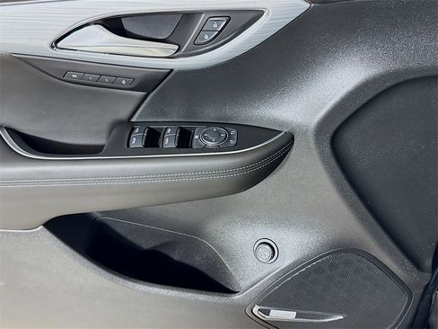 Certified 2024 Buick Envision Avenir image 16