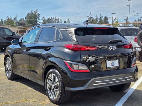 Used 2023 Hyundai Kona SE FWD image 5