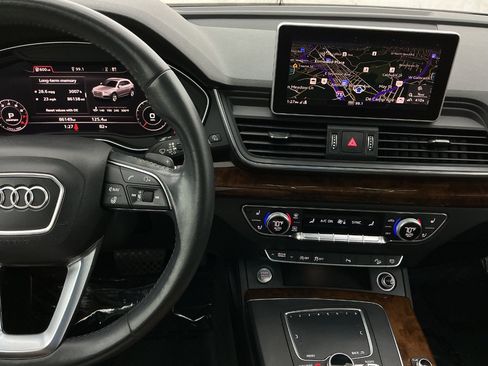Used 2018 Audi Q5 2.0T Premium Plus AWD/4WD image 32