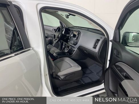 Used 2019 Chevrolet Colorado W/T w/ WT Convenience Package AWD/4WD image 15