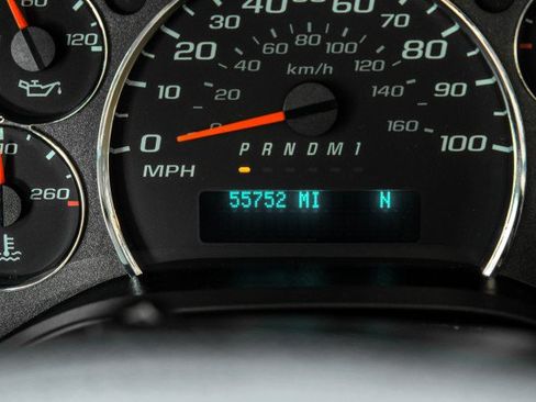 Used 2022 Chevrolet Express 2500 Extended w/ Driver Convenience Package RWD image 14
