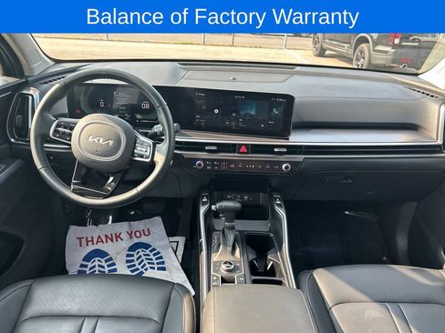 Used 2025 Kia Sorento EX w/ Panoramic Sunroof Package AWD/4WD image 15