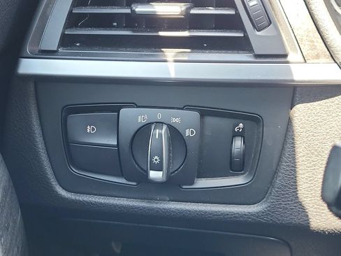 Used 2015 BMW 328i xDrive Wagon AWD/4WD image 36