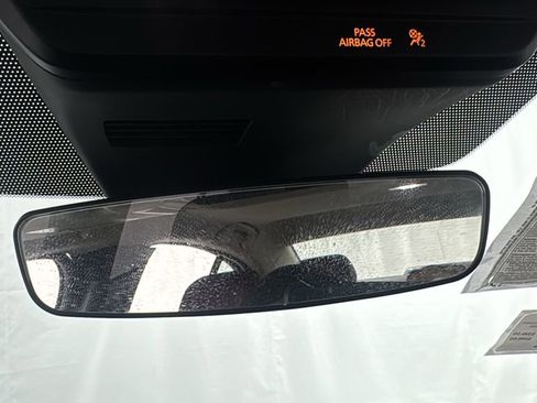 Used 2022 MAZDA MAZDA3 s image 29