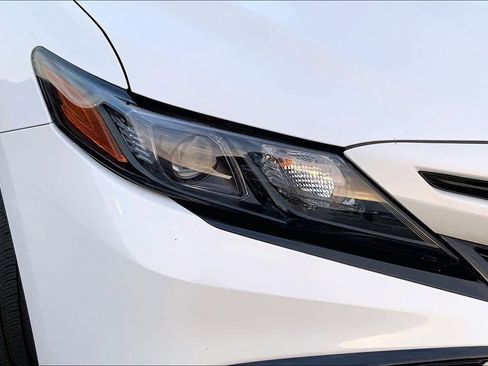 Used 2023 Toyota Camry SE image 26