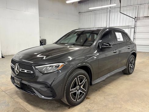 Certified 2025 Mercedes-Benz GLC 350e 4MATIC image 3