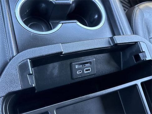 Used 2021 Chevrolet Tahoe LT w/ Luxury Package image 23