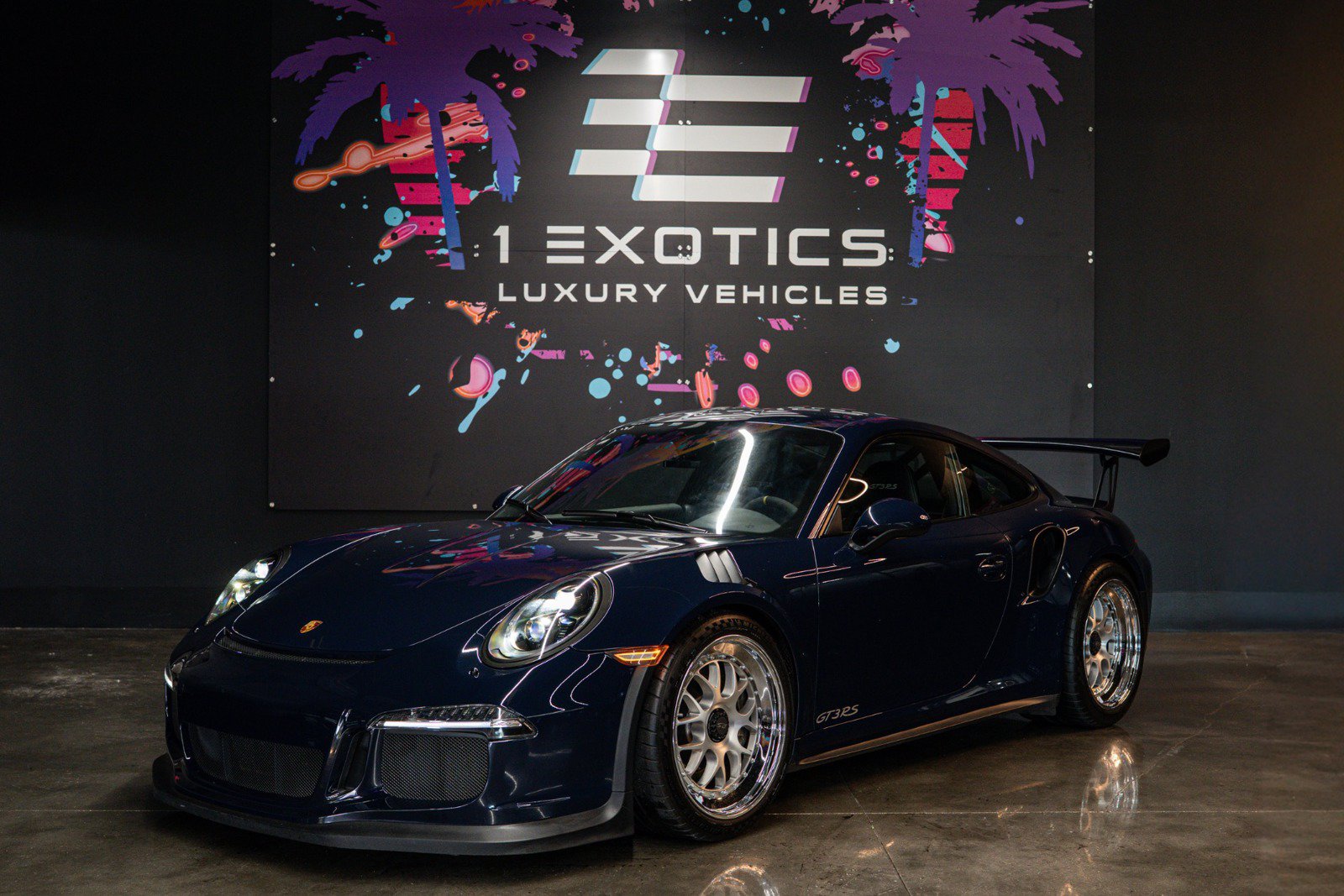 Used 2016 Porsche 911 GT3 RS w/ Sound Package Plus RWD image 3