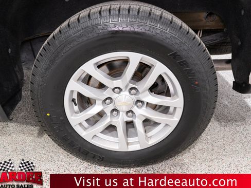 Used 2019 Chevrolet Silverado 1500 LT AWD/4WD image 10