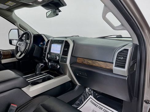 Used 2019 Ford F150 Lariat w/ Equipment Group 502A Luxury image 34