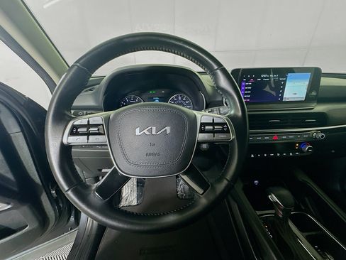 Used 2022 Kia Telluride LX FWD image 15