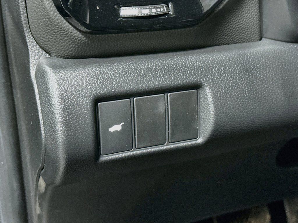 New 2026 Honda Pilot Touring image 13