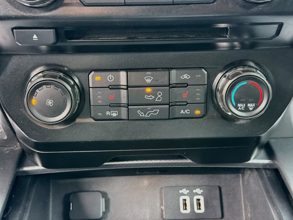 Used 2016 Ford F150 XLT w/ Equipment Group 302A Luxury AWD/4WD image 17