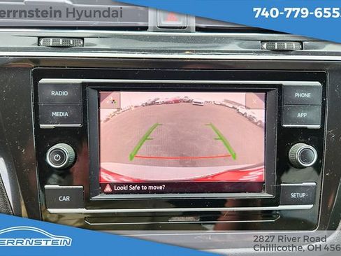 Used 2019 Volkswagen Tiguan S w/ 3rd Row Seat Package AWD/4WD image 14