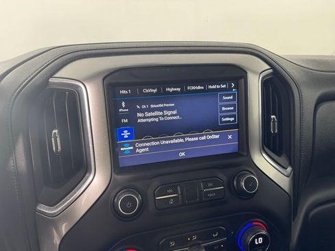 Used 2021 Chevrolet Silverado 1500 RST image 17