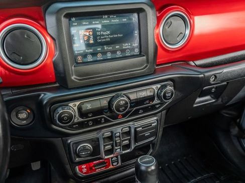 Used 2021 Jeep Gladiator Rubicon image 27