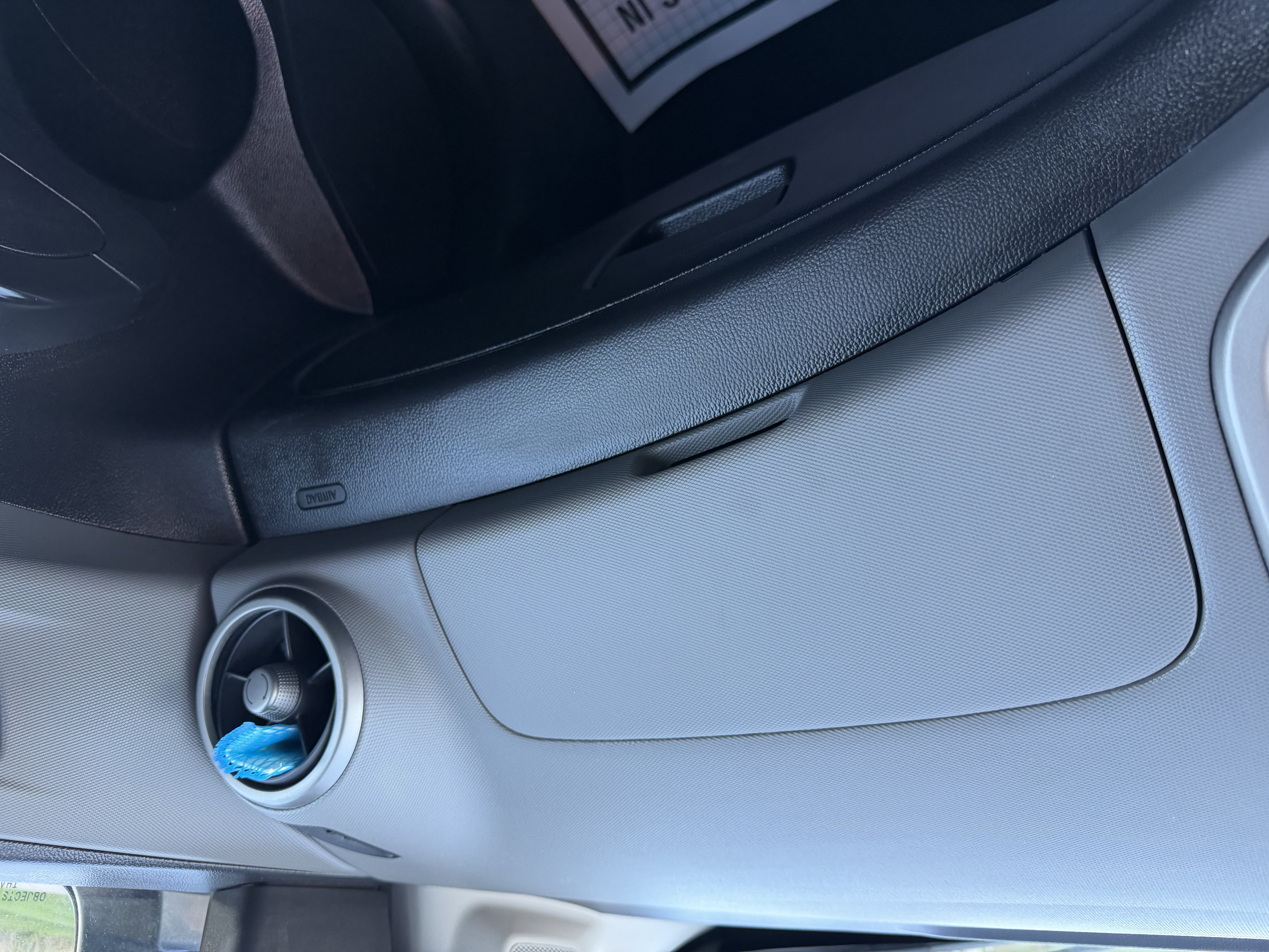 Used 2015 Chevrolet Sonic LT FWD image 8
