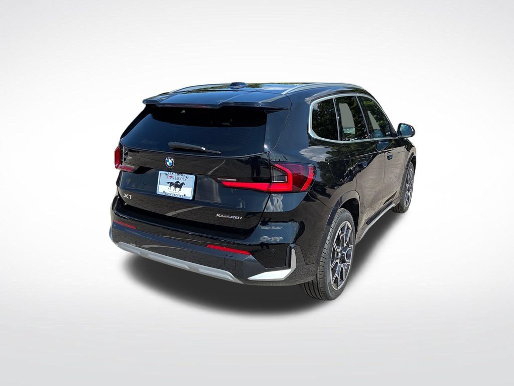New 2027 BMW X1 xDrive28i AWD/4WD image 3