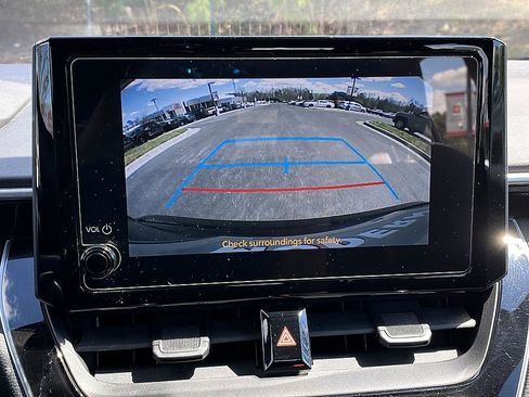 Certified 2024 Toyota Corolla SE image 18